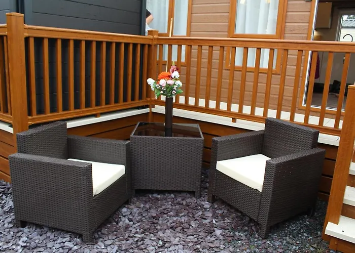 Moonlight Ridge -2 Bedroom Lodge With Hot Tub
